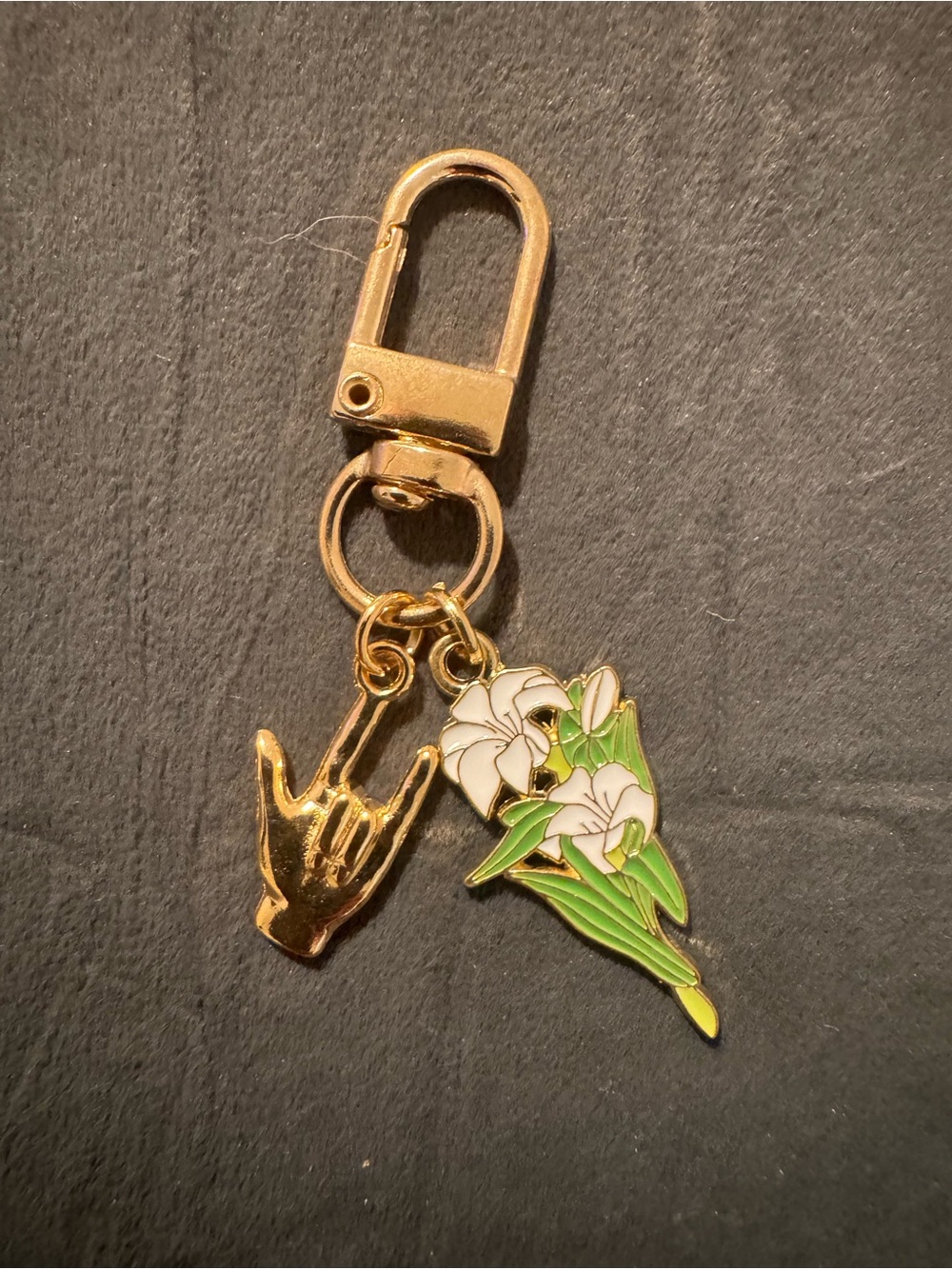 Gold-tone Floral & American Sign Language 🤟🏻 Keychain - White & Green